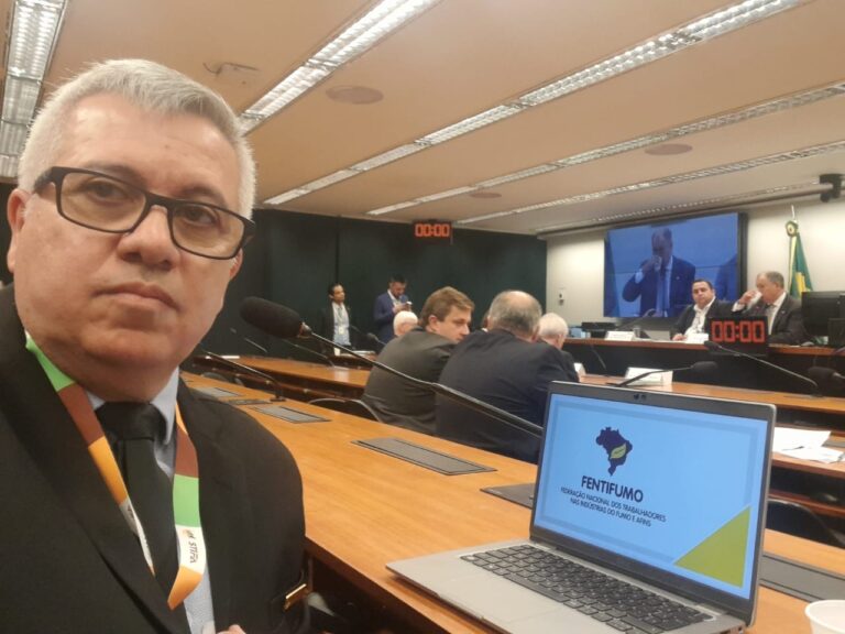 Trabalhadores apresentam força do tabaco em Brasília